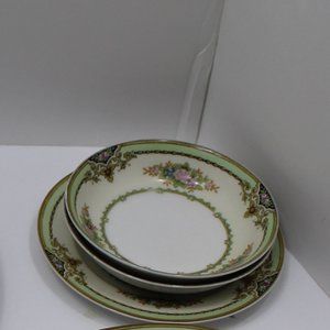 Meito China Made in Jjapan Hand Painted (2) Bowls & (1) Small Plate